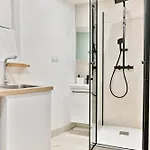 Small Air-conditioned - Pereire Appartamento