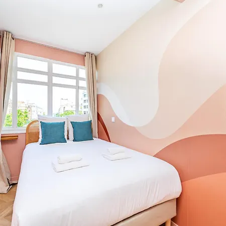 Small Air-conditioned - Pereire