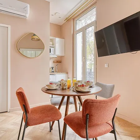 Апартаменты Small Air-conditioned - Pereire Париж