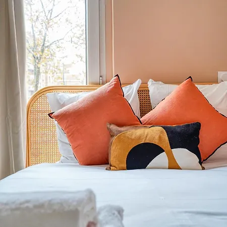 Small Air-conditioned - Pereire 公寓