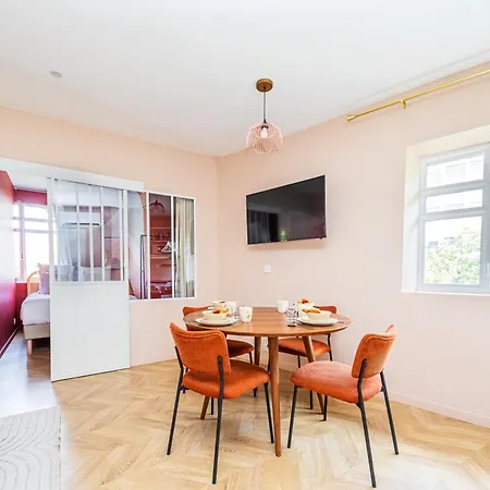 Small Air-conditioned - Pereire Appartement